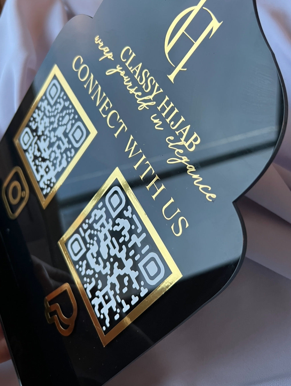 Social Media & Kontakt QR-Code Schild